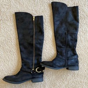 Black Winter Boots